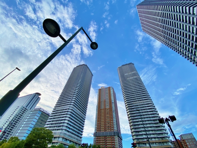 「日本の広告費2025」からの考察・インターネット広告費が初めて全体の50％以上、それでもポスティングが増えている理由